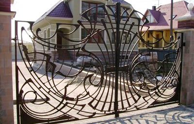 Кованые откатные ворота